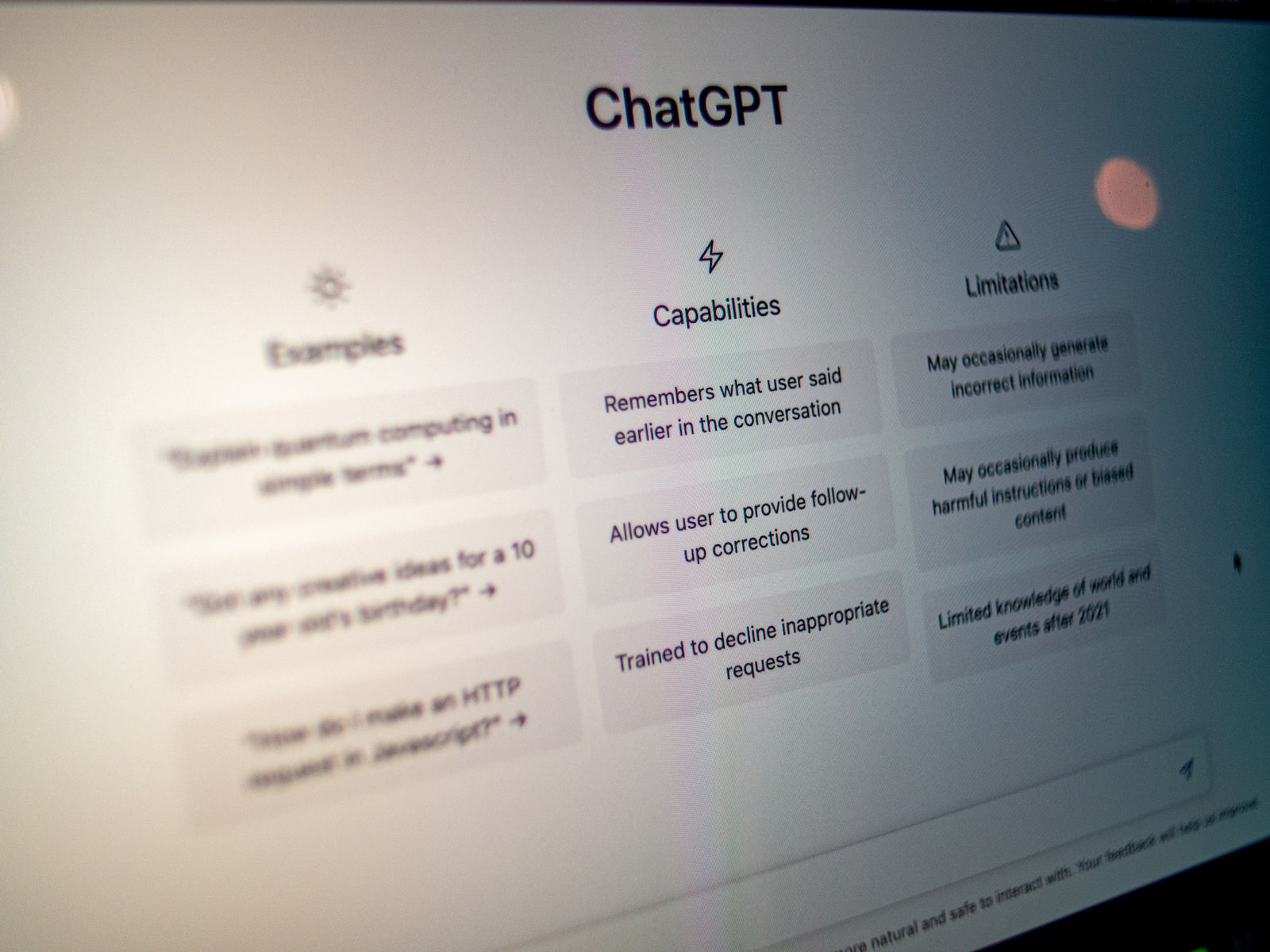 The Difference Between ChatGPT and Jasper AI Chat